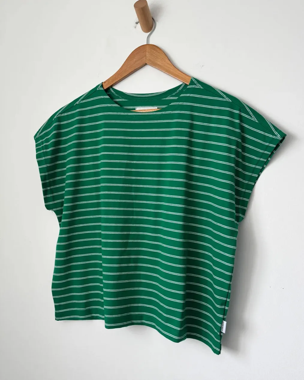 Chérie Tee - Green + White