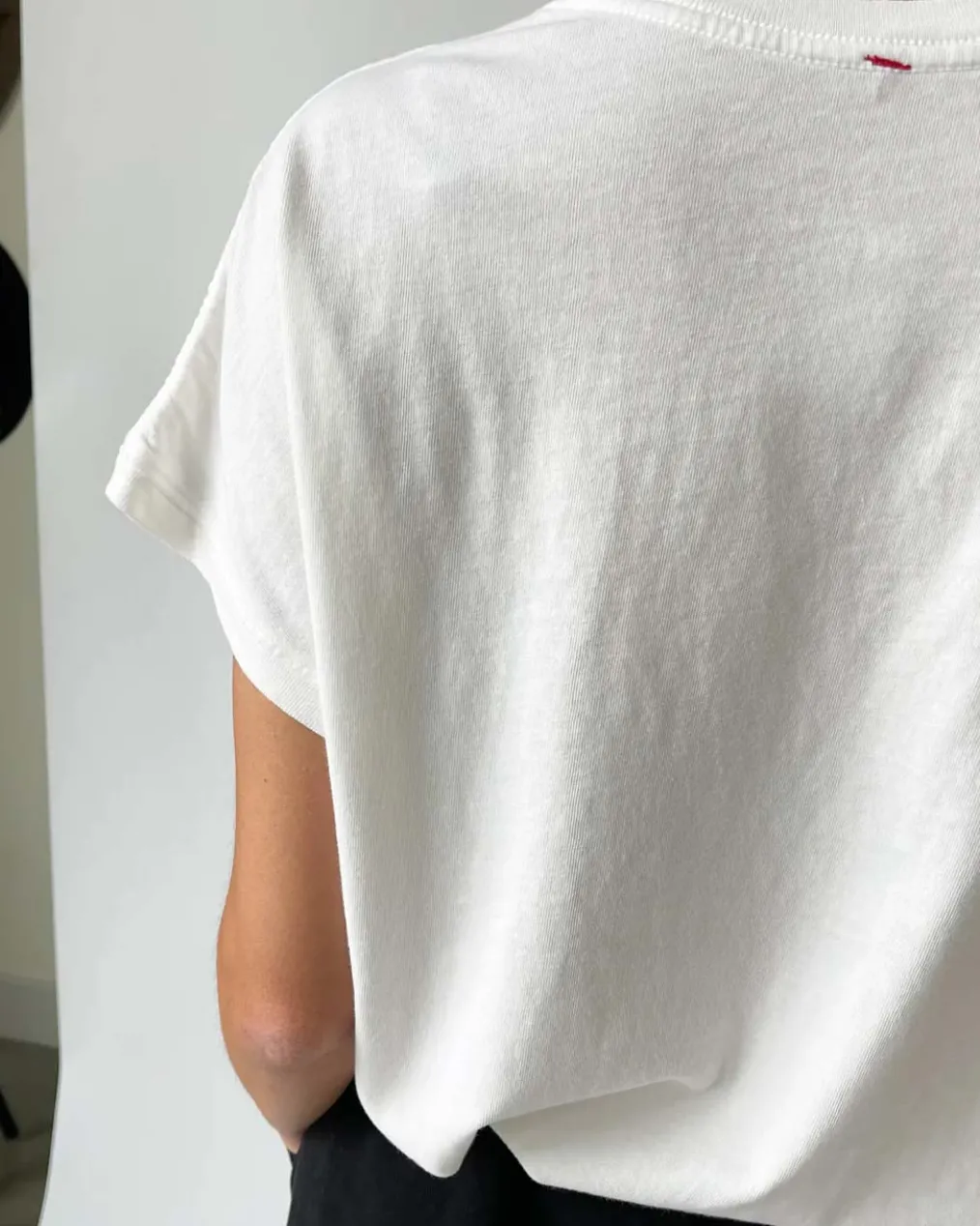 Ease Tee - Vintage White